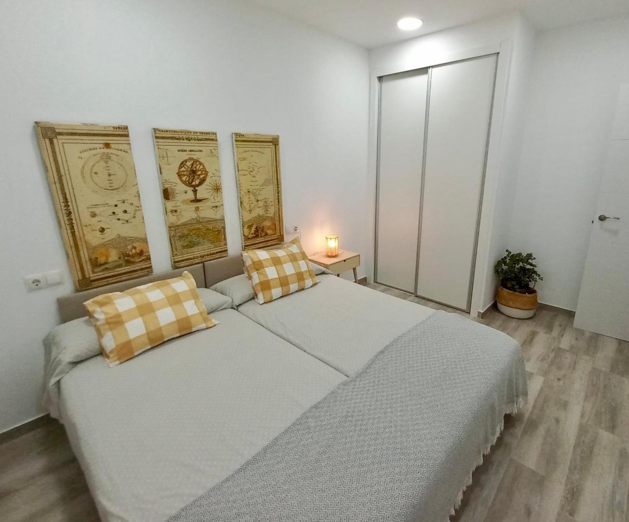 Nuevo Apartamento Junto Al Mar 푸엔히롤라 외부 사진